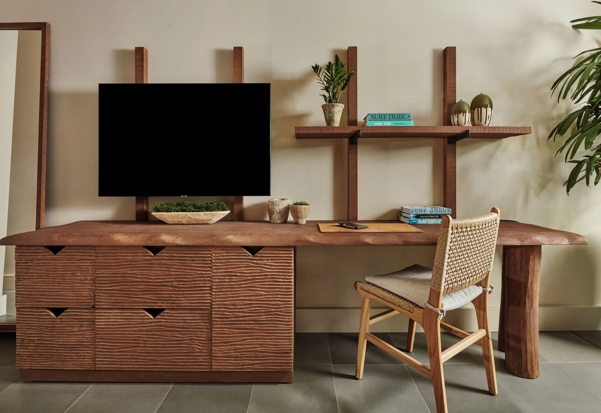 Wood desk, TV and shelving in a Mountain View 2 Queens room at 1 Hotel Hanalei Bay.