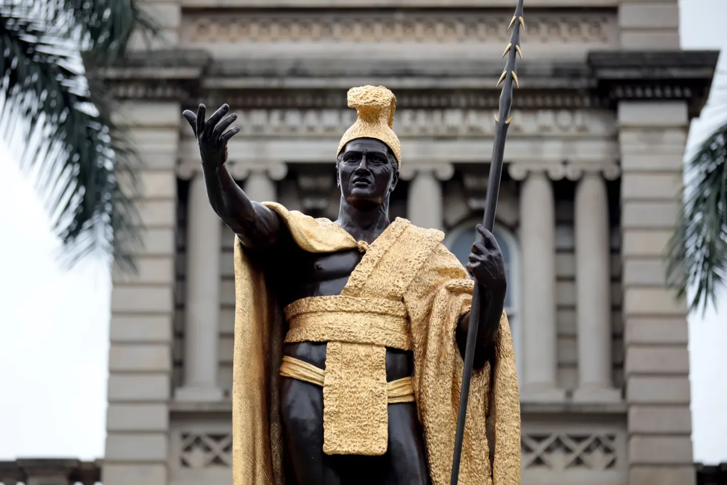 King Kamehameha Statue 10 Min Walk