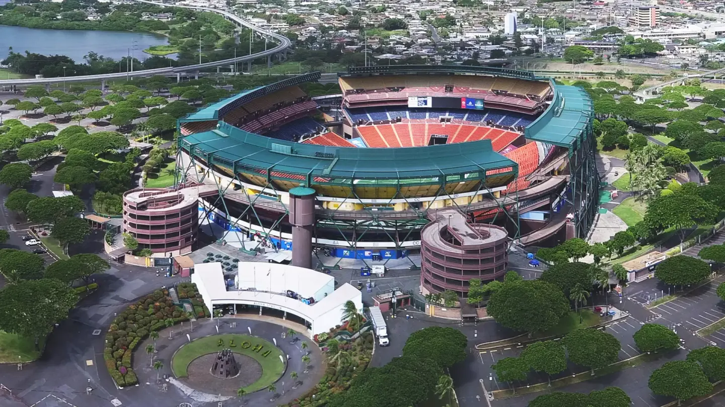 Aloha Stadium 5 Min Drive