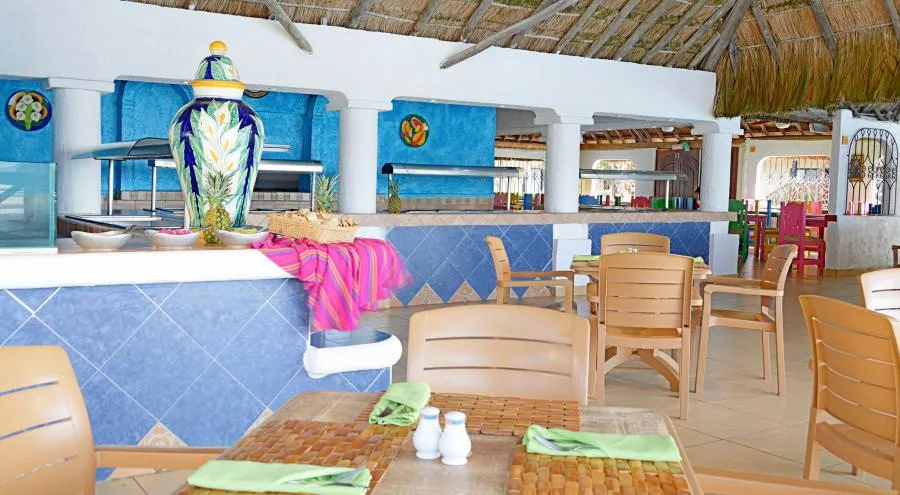 Ambar Bar at Allegro Playacar