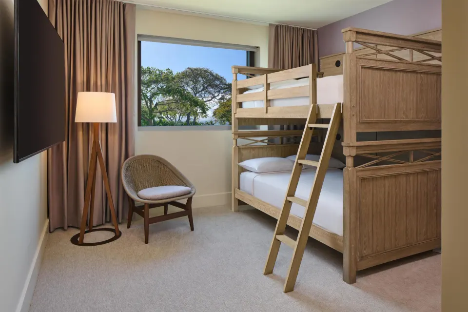 Bunk bed room in the 3 Bedroom Ilikai Villa Garden View at Andaz Maui at Wailea Resort.