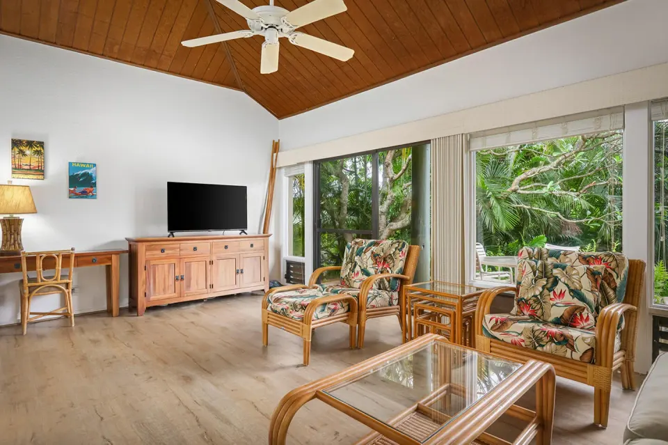 1 Bedroom 1 Bath Garden View Suite Official 2