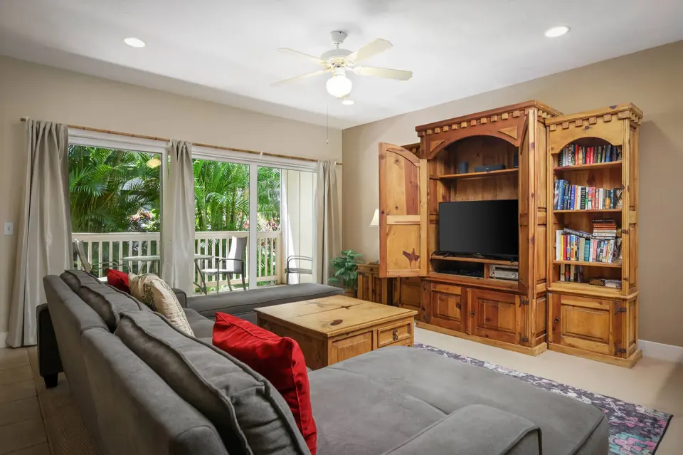 2 Bedroom 2 Bath Garden View Suite Official 2