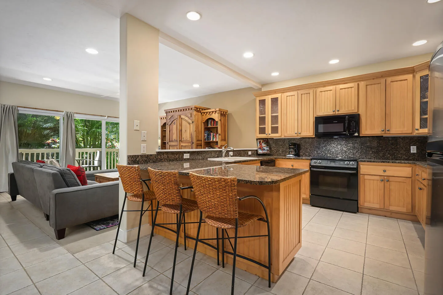2 Bedroom 2 Bath Garden View Suite Official 3