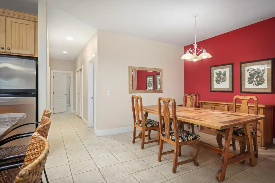 2 Bedroom 2 Bath Garden View Suite Official 4