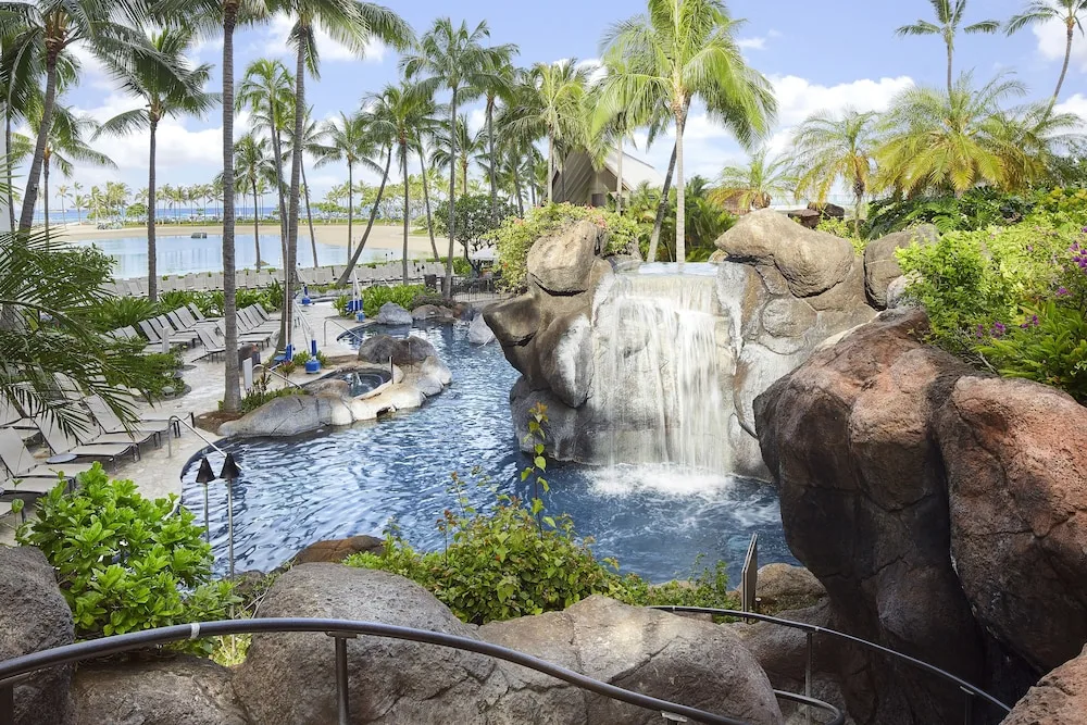 Hilton Grand Vac Club The Grand Islander Waikiki Honolulu modern suites with resort amenities