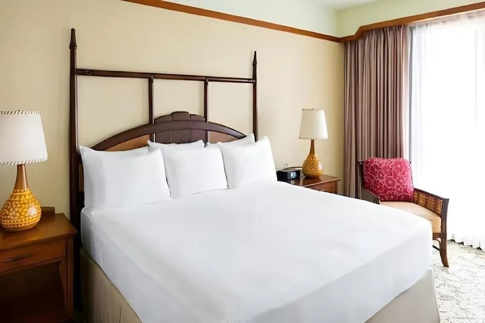 One Bedroom Suite King Bed Aulani A Disney Resort Spa