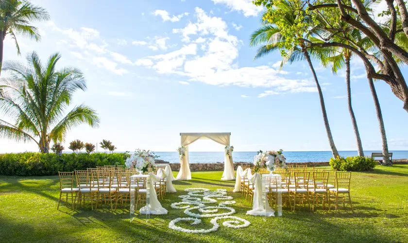 Rainbow Reef Patio Venue at Aulani, A Disney Resort & Spa