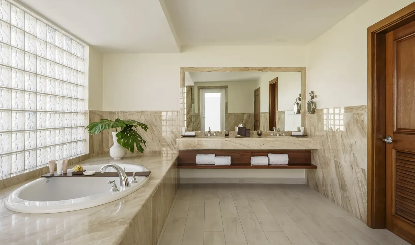 Beachfront One Bedroom Suite Official 1