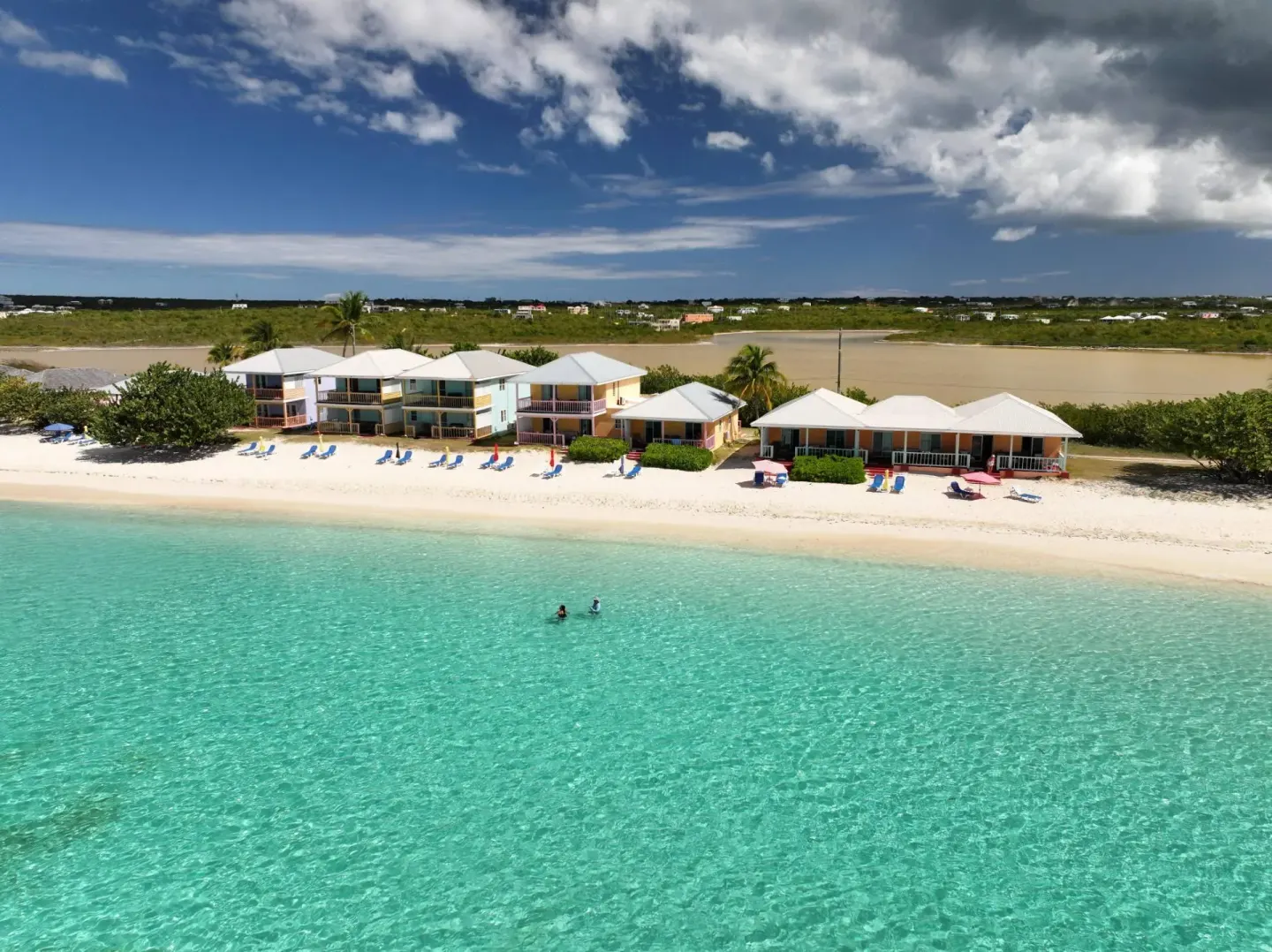 Rendezvous Bay Beach 5 Min Walk