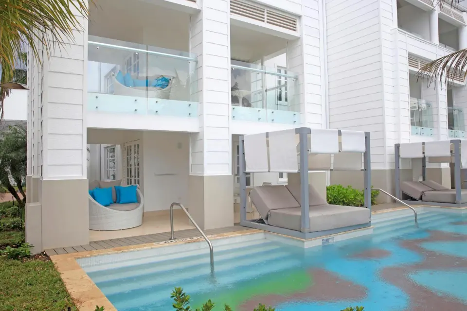 Honeymoon Suite swim-up terrace and pool at Azul Beach Resort Negril.
