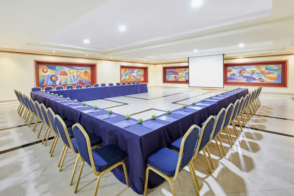 Salon Kin (Kin Room) Venue