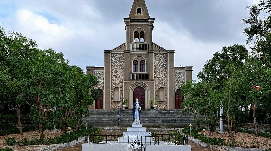 Parroquia Santa Rosa De Lima 40 Min Drive