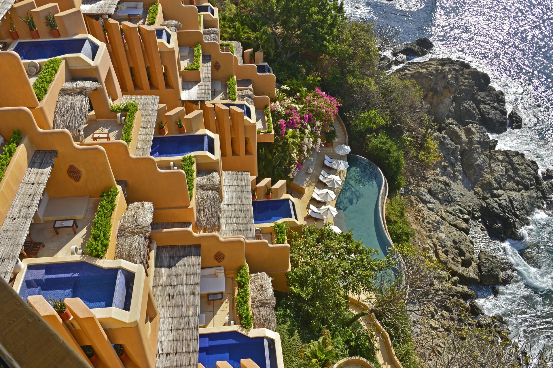 Cala de Mar Resort & Spa Ixtapa luxury cliffside retreat with ocean views and private plunge pools