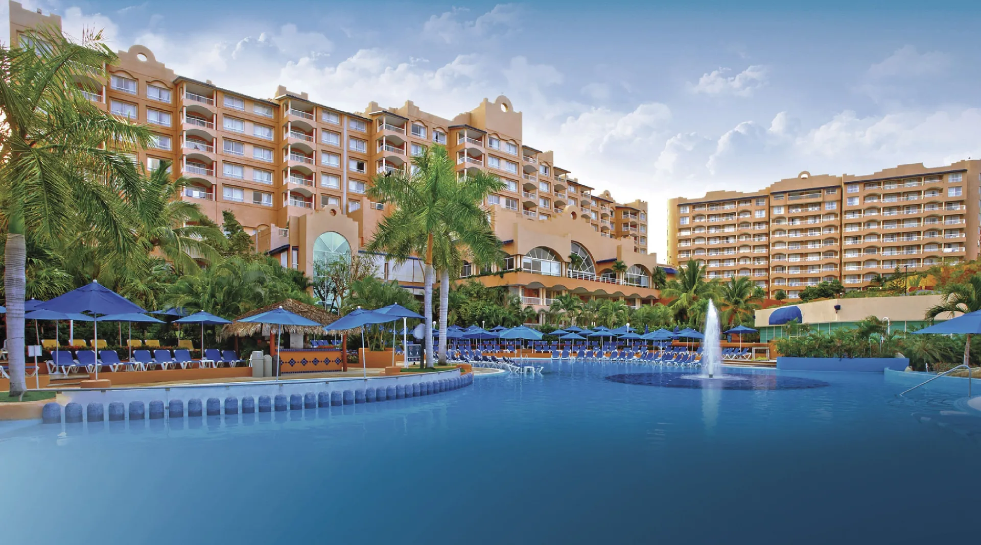 Hotel Azul Ixtapa all-inclusive beach resort with convention center and family amenities