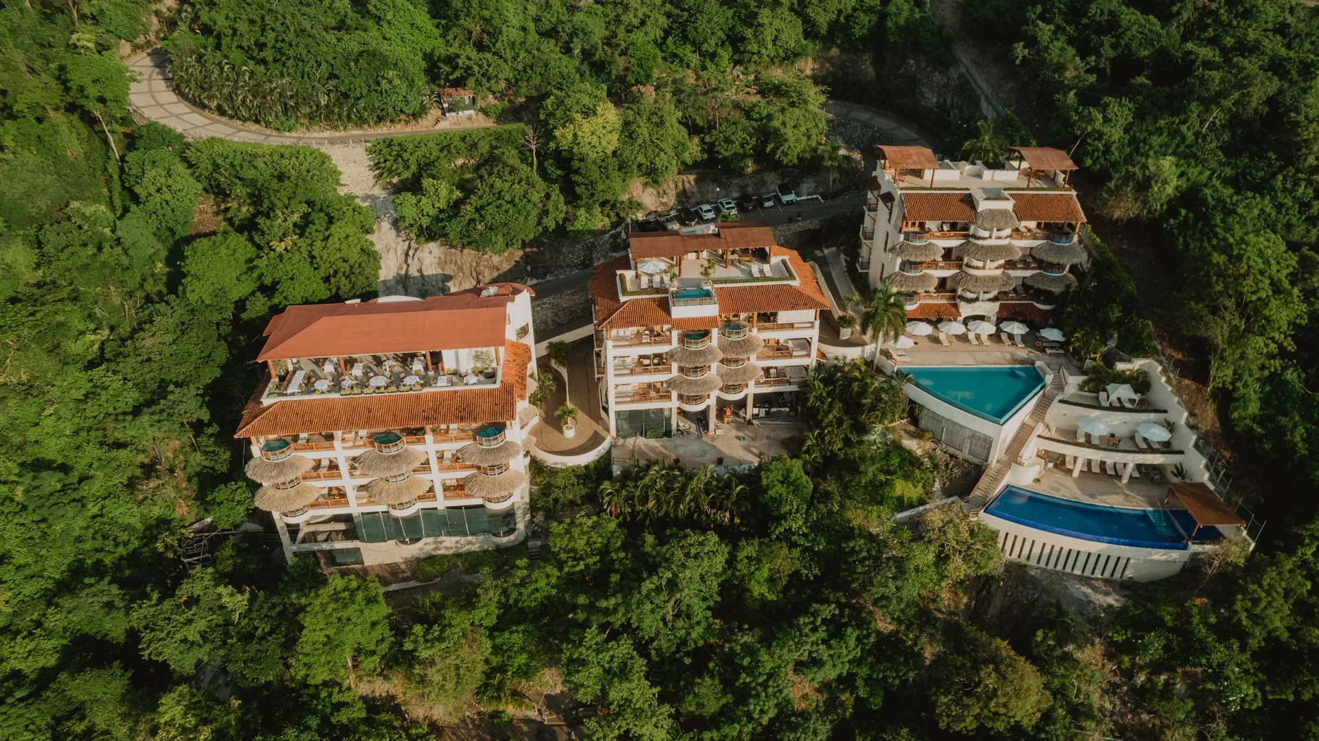 Pacífica Grand Zihuatanejo resort with ocean views and relaxed Pacific Coast accommodations