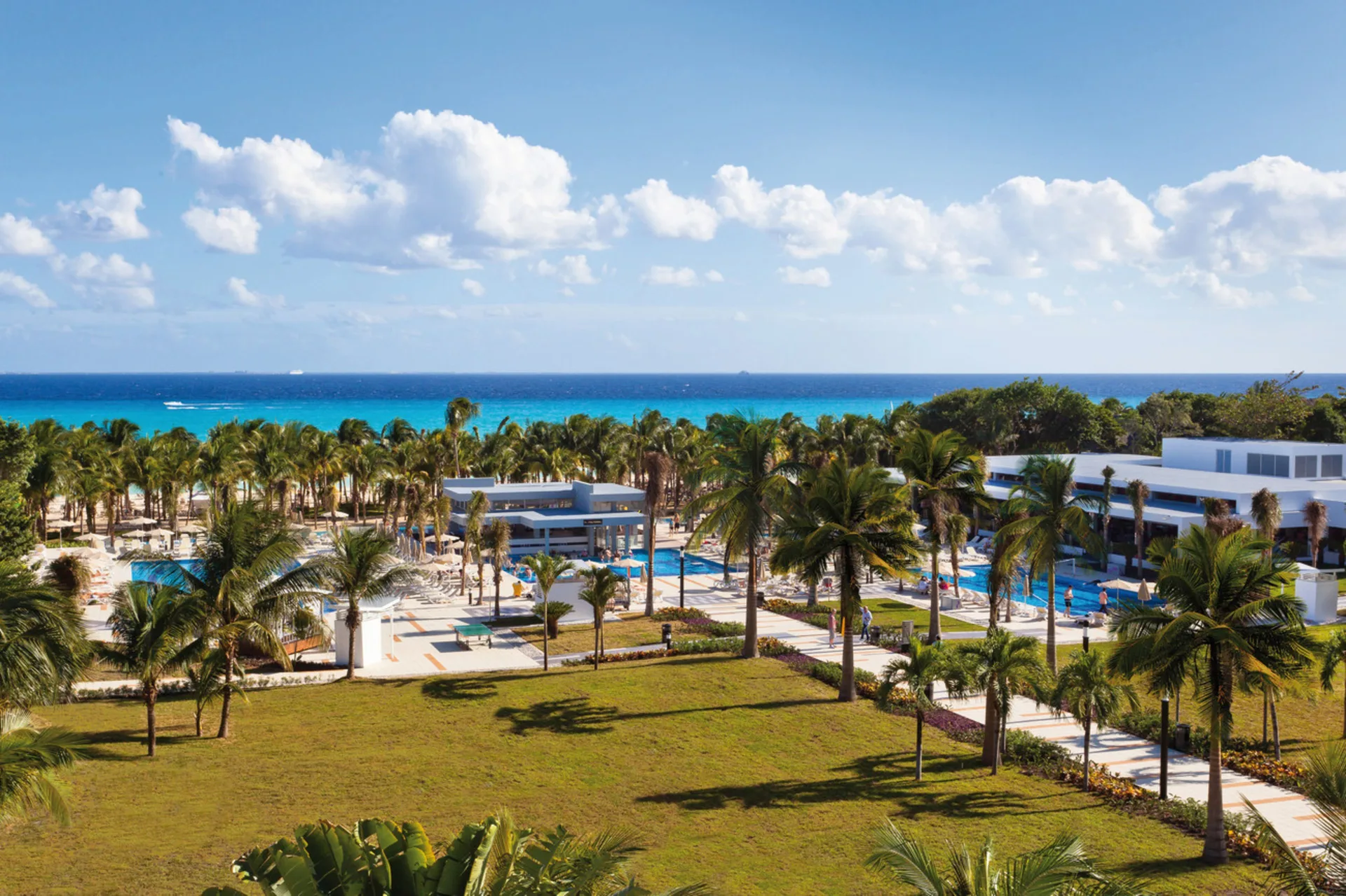 Hotel Riu Palace Mexico resort