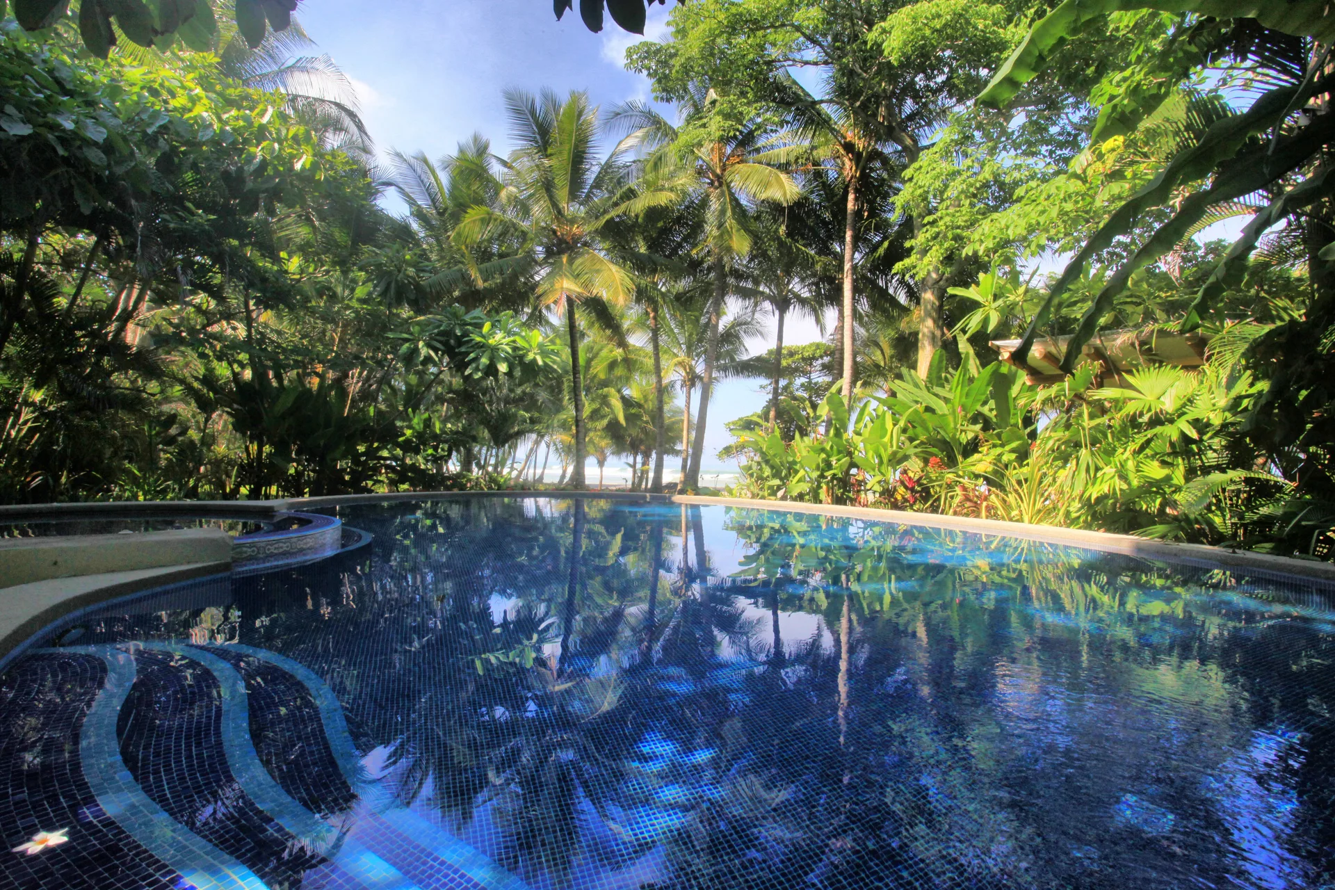 Hotel Tropico Latino resort