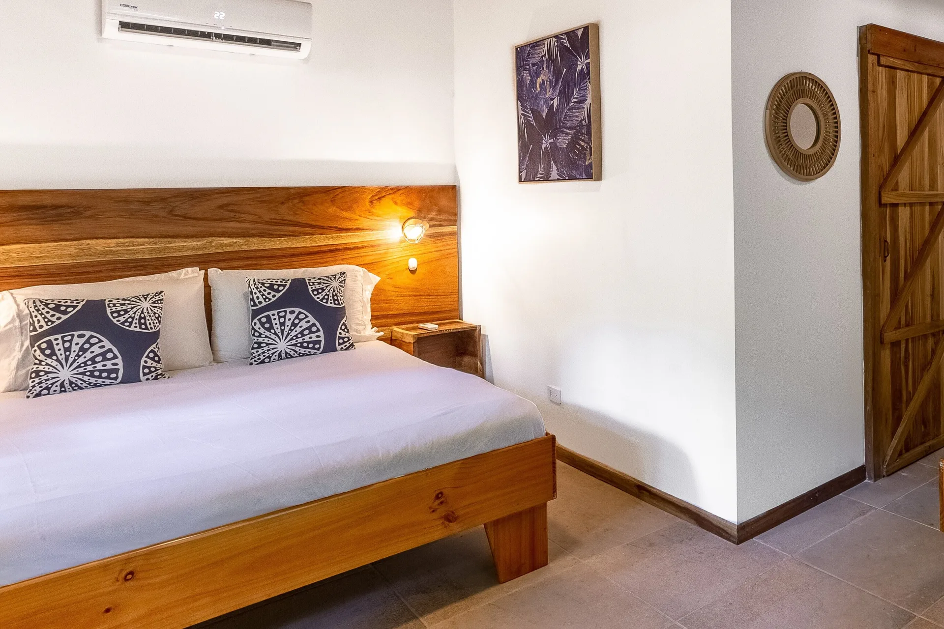 Makanas Beach Bungalows resort