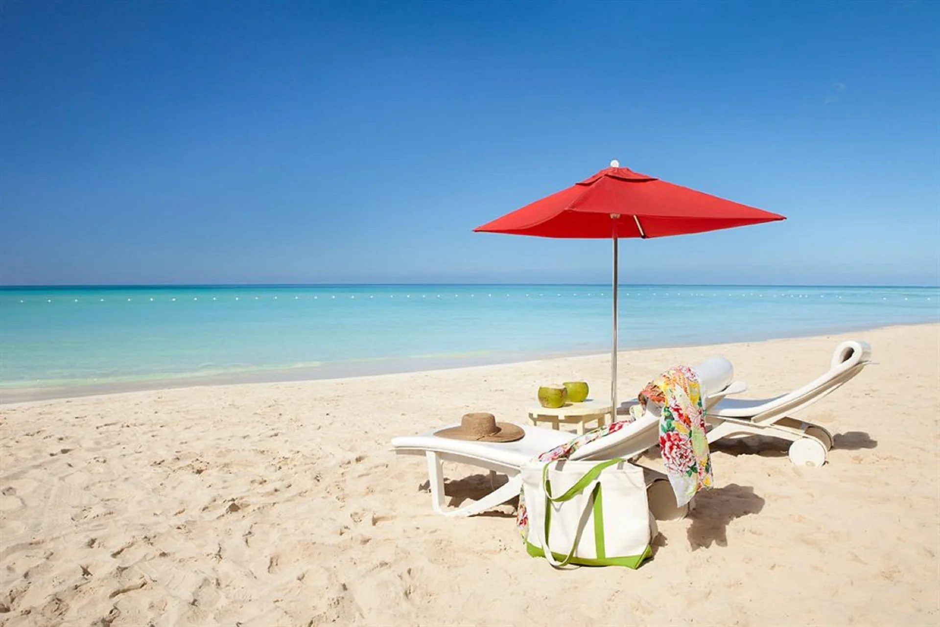 Idle Awhile Resort boutique beachfront hotel with relaxed luxury style and Seven Mile Beach setting