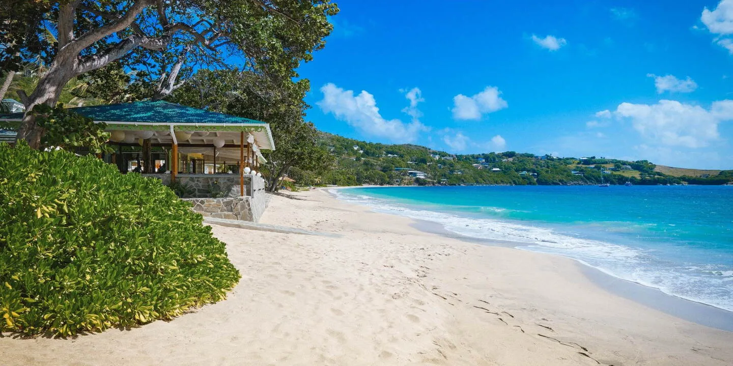 Friendship Bay Beach 5 Min Walk