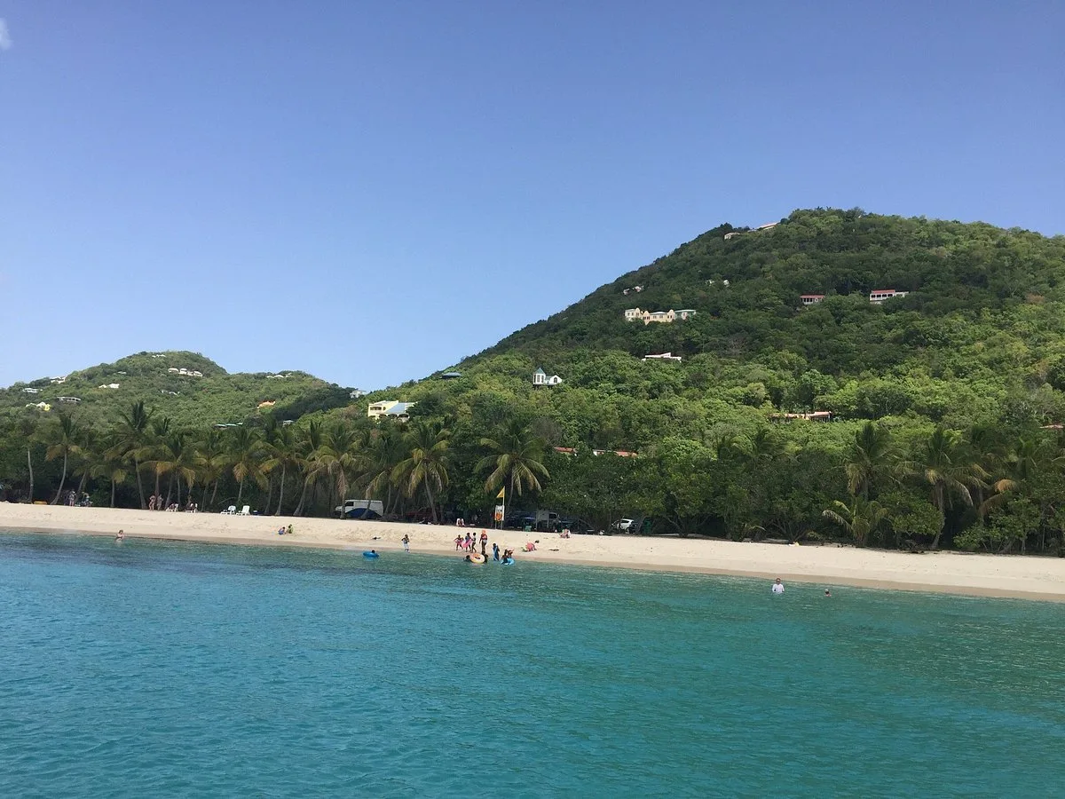 Smugglers Cove 10 Min Walk