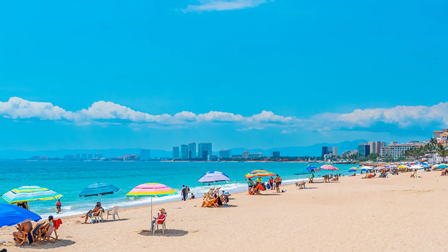Camarones Beach 1 Min Walk