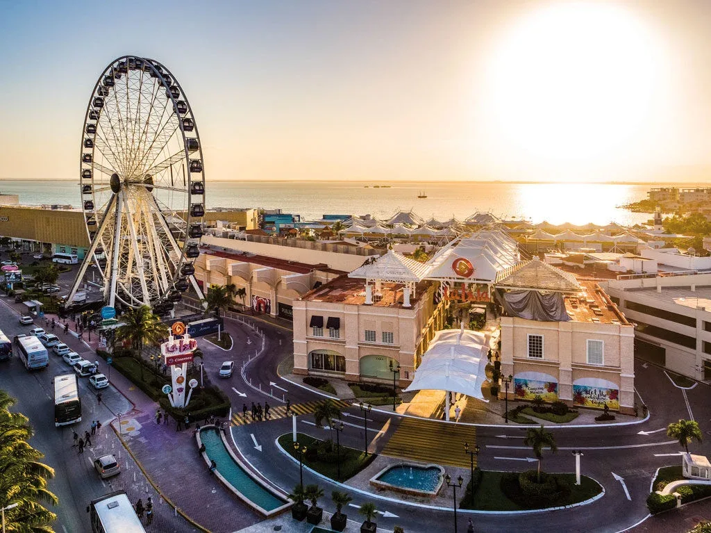 La Isla Shopping Mall 1 Min Walk