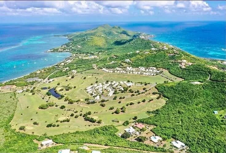 Reef Golf Course 5 Min Drive