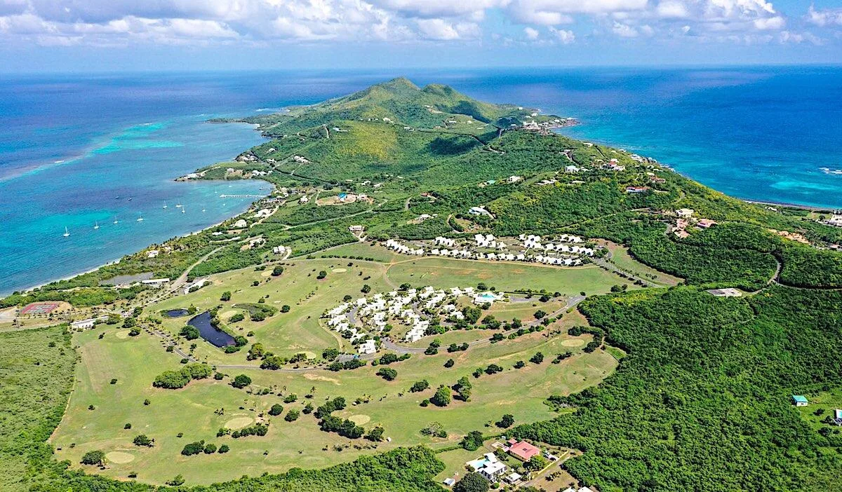 The Reef Golf Course 5 Min Drive