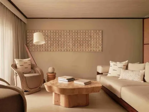 Bay Suites Official 1