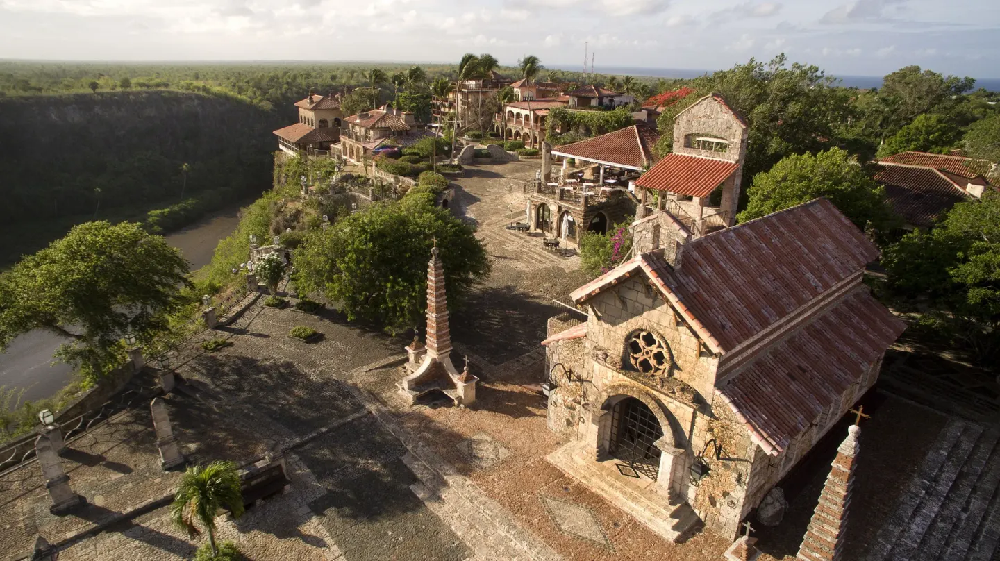 An aerial view shows Altos Casa de Campo Resort and Villas and Villasón near Casa de Campo Resort and Villas and Villas and Villas.