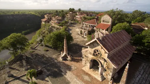 An aerial view shows Altos Casa de Campo Resort and Villas and Villasón near Casa de Campo Resort and Villas and Villas and Villas.