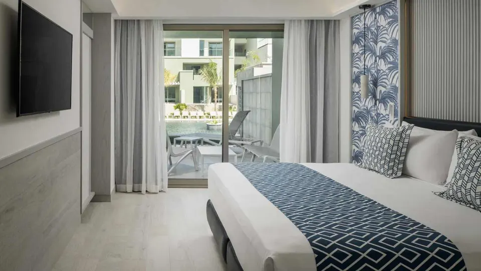 Privileged Family Suite Official 2