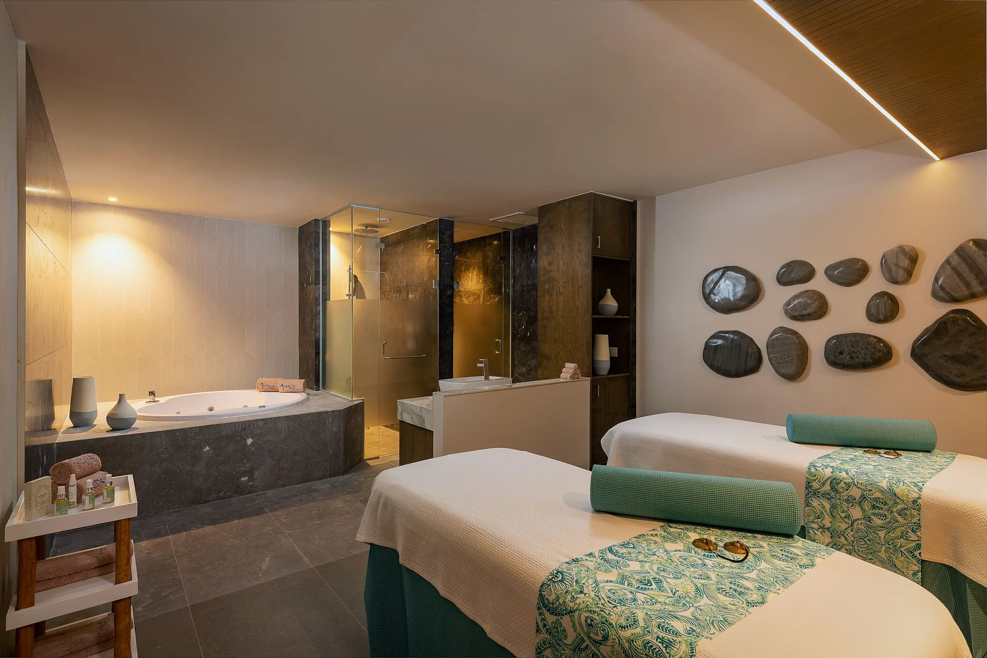 Couples Spa Treatment Room Whirlpool Tub Catalonia Grand Costa Mujeres Spa