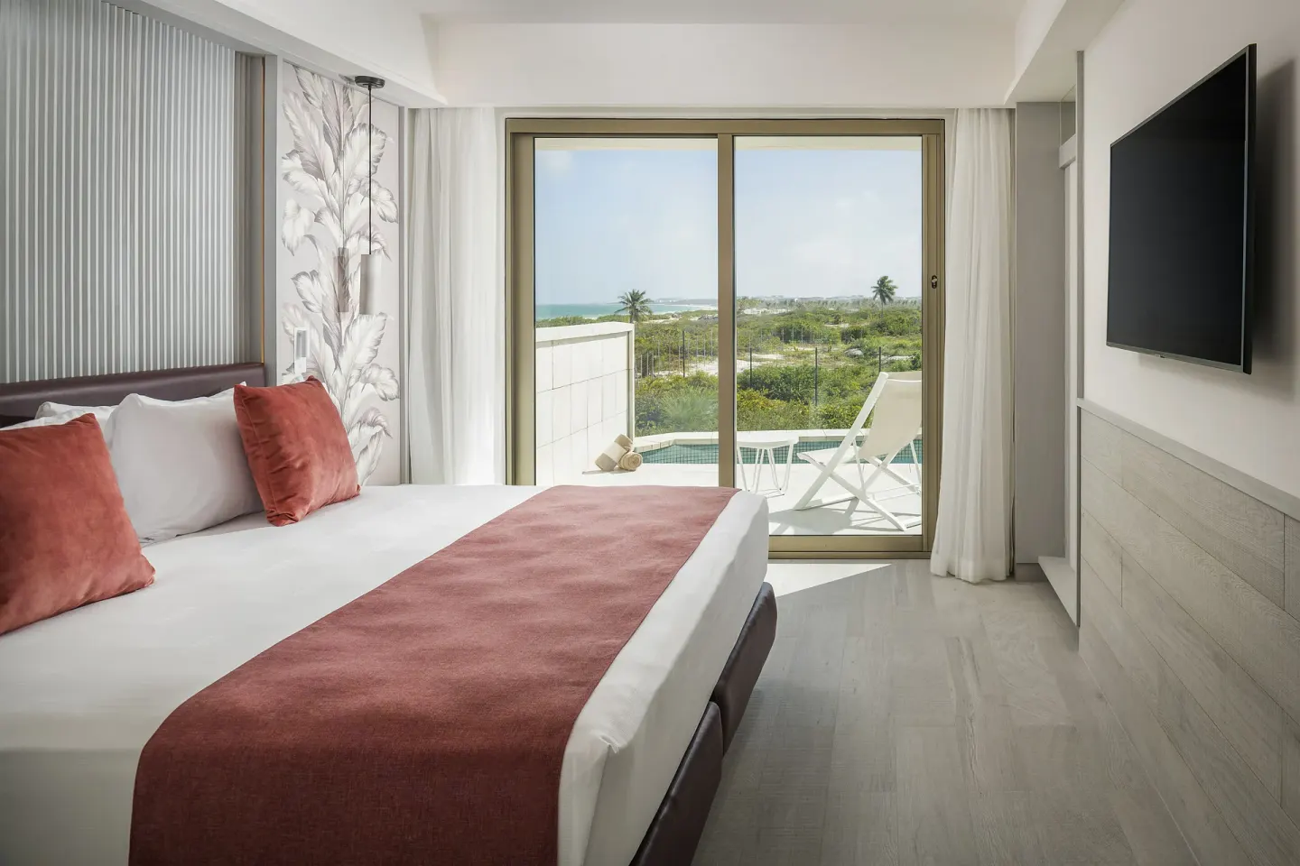 Guest Room King Bed Balcony View Catalonia Grand Costa Mujeres Spa