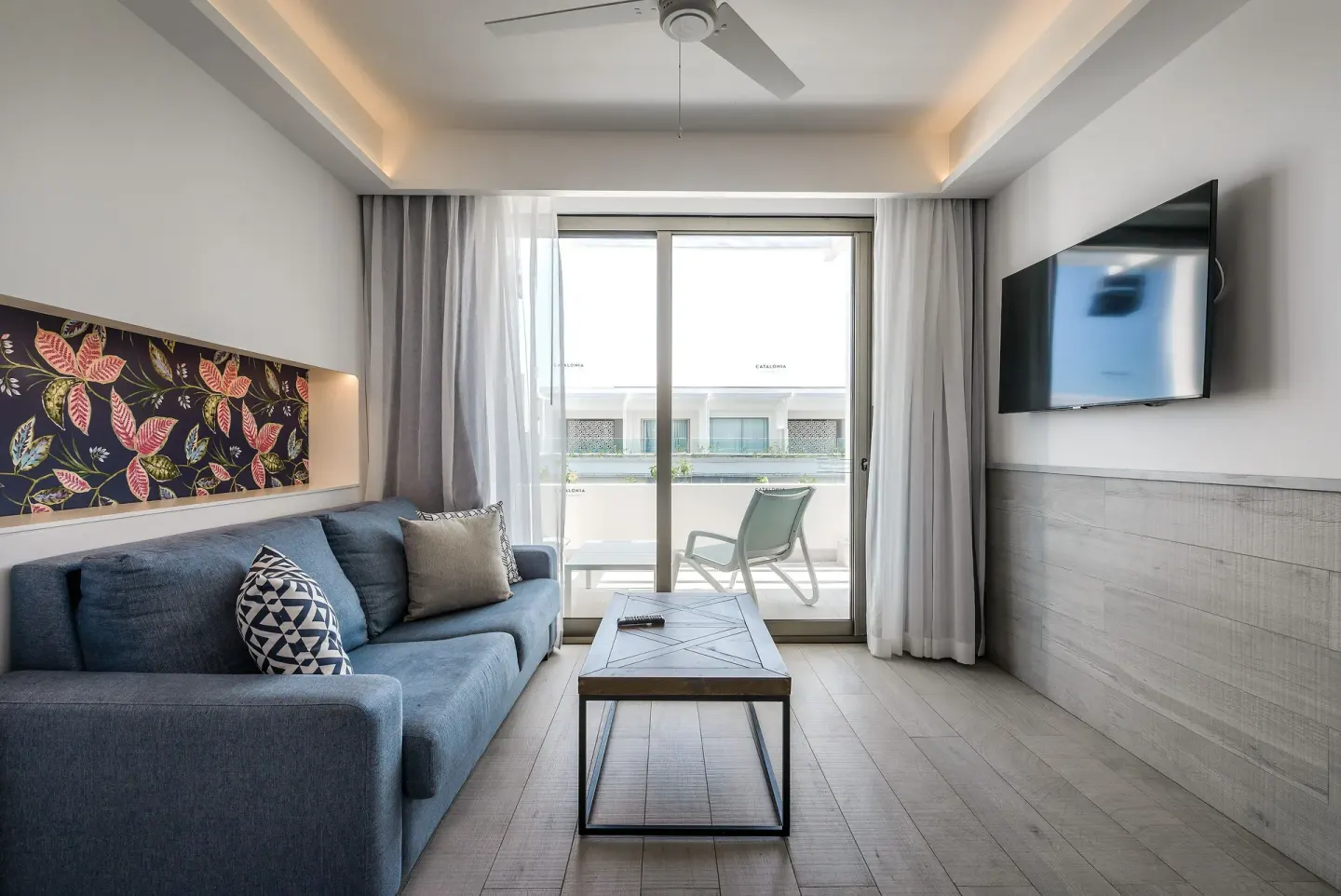 Privileged Suite Terrace Lounge And Terrace Doors Catalonia Grand Costa Mujeres Spa
