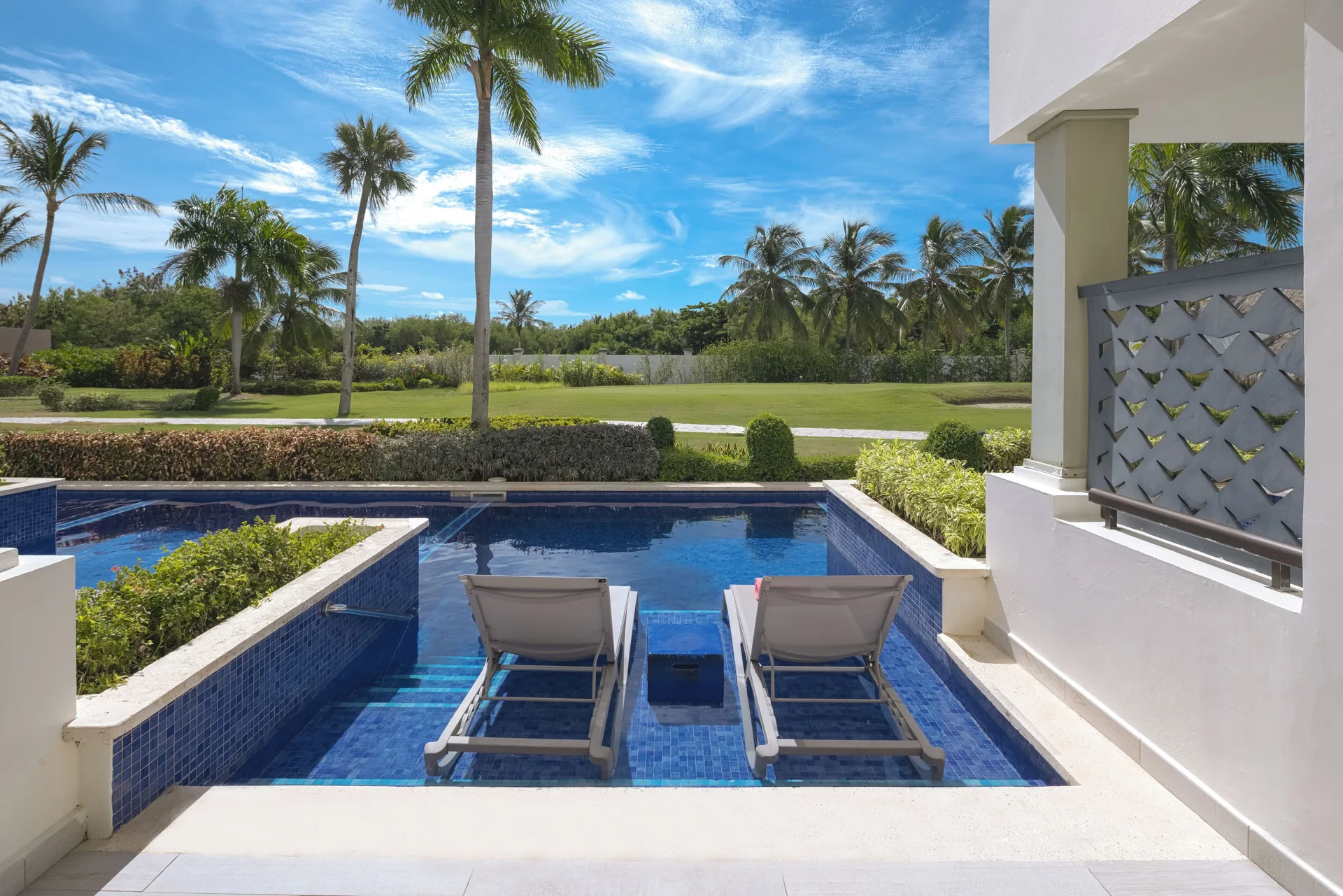 Private swim-up terrace with two loungers at Catalonia Royal Bavaro.