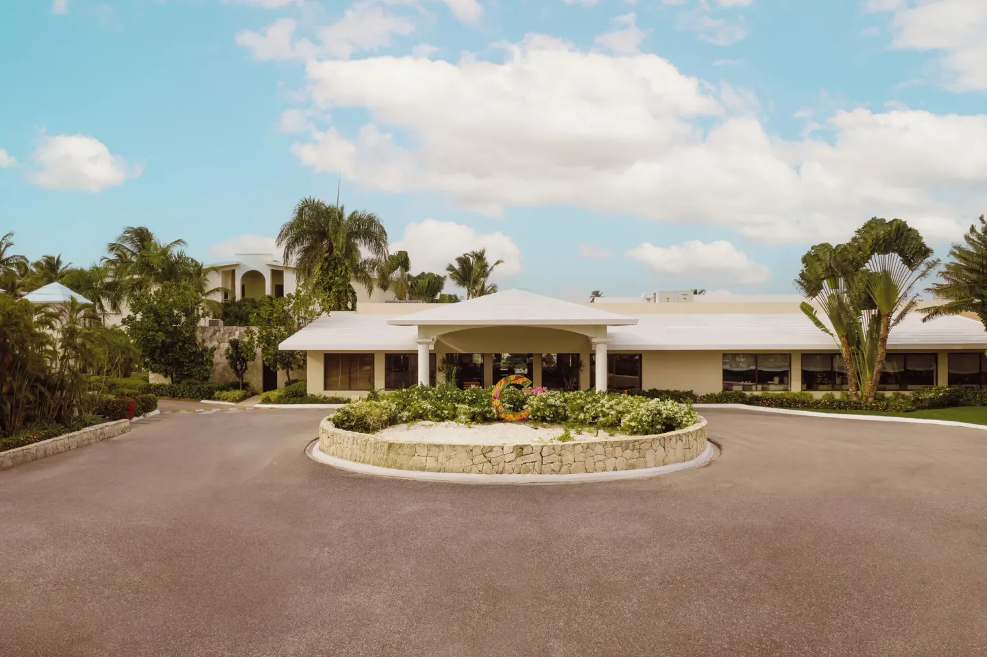 Circular driveway and low entrance building at Catalonia Royal Bavaro.