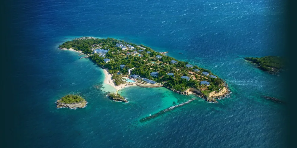 Beachfront Villa Official 1