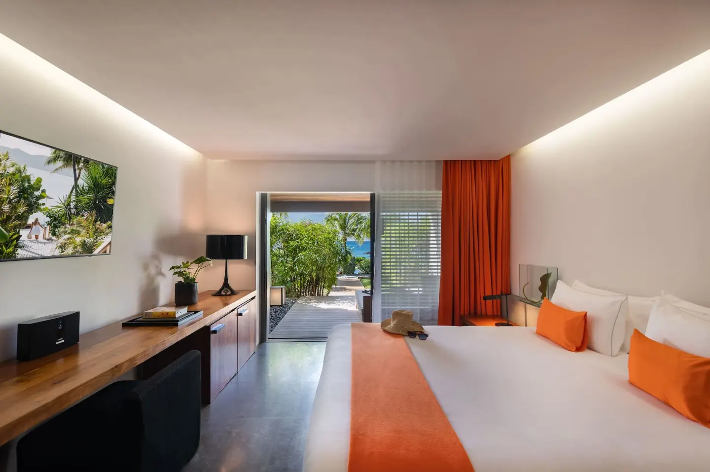 Ocean Deluxe Terrace Suite Official 1