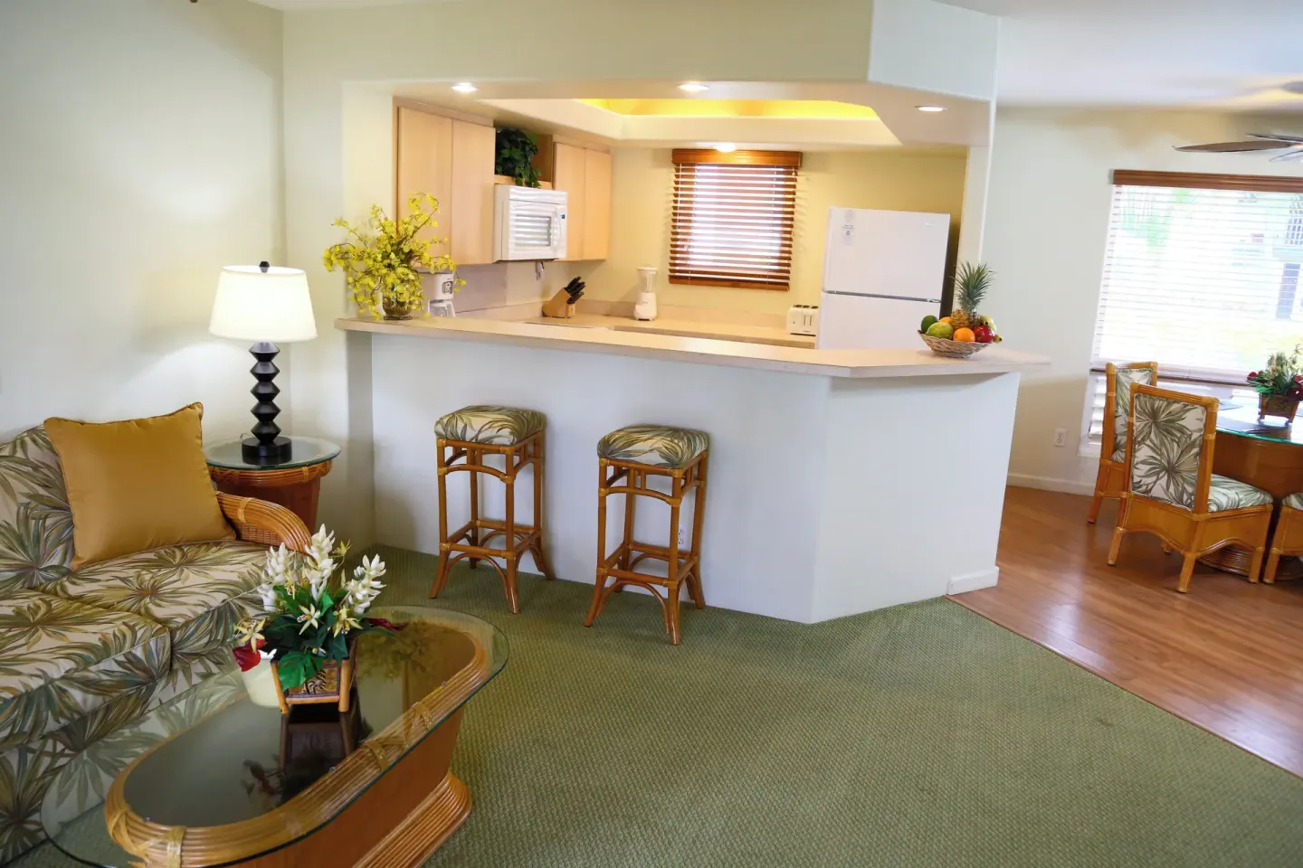 Living area with kitchen breakfast bar at Club Wyndham Bali Hai Villas.