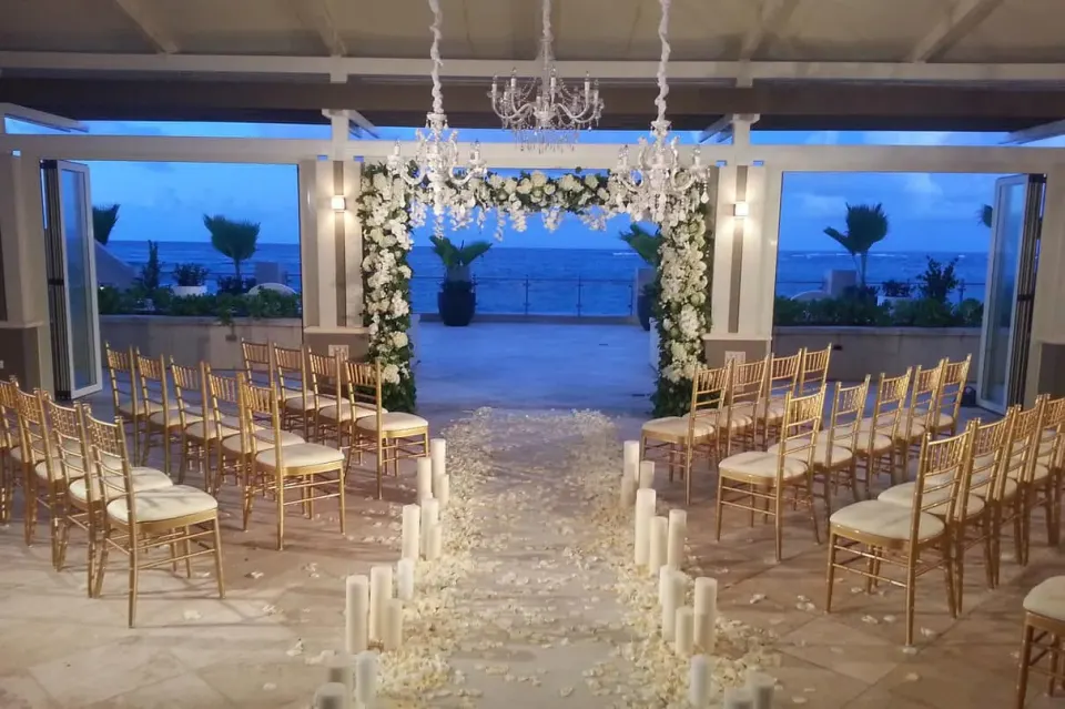 Luchetti Patio Venue