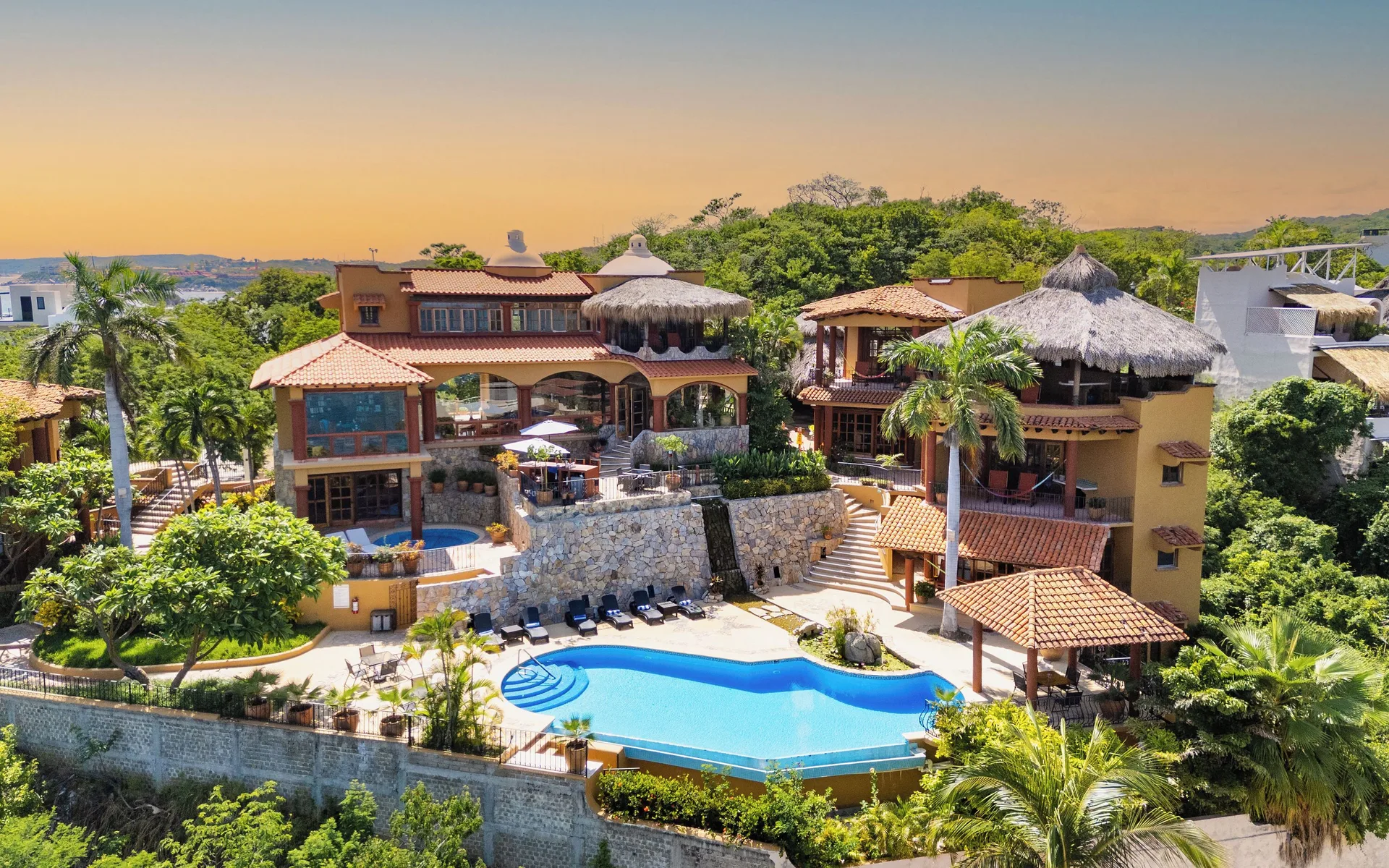 Casa Ceiba Huatulco resort