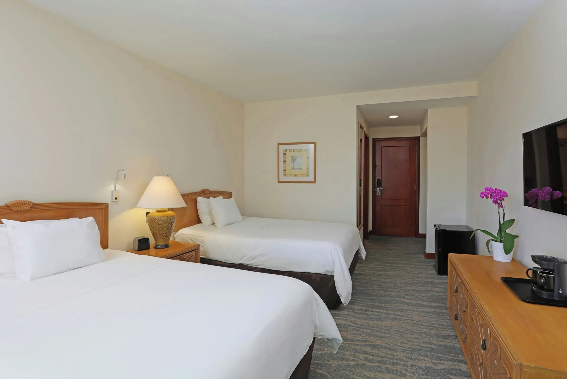 Four Points by Sheraton Santo Domingo modern city hotel with business amenities and urban access