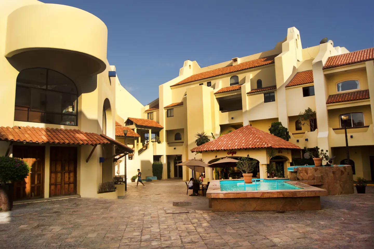 Plaza Bonita Mall 10 Min Walk