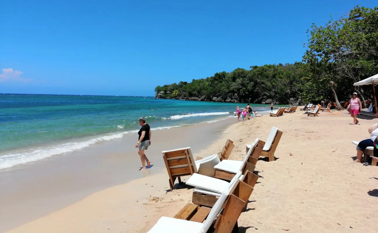 Reggae Beach 15 Min Walk