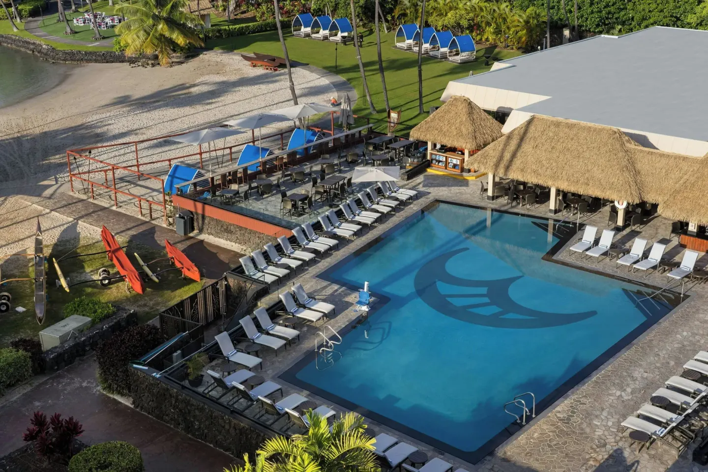Overhead pool deck and beach area at Courtyard King Kamehameha's Kona Beach Hotel.