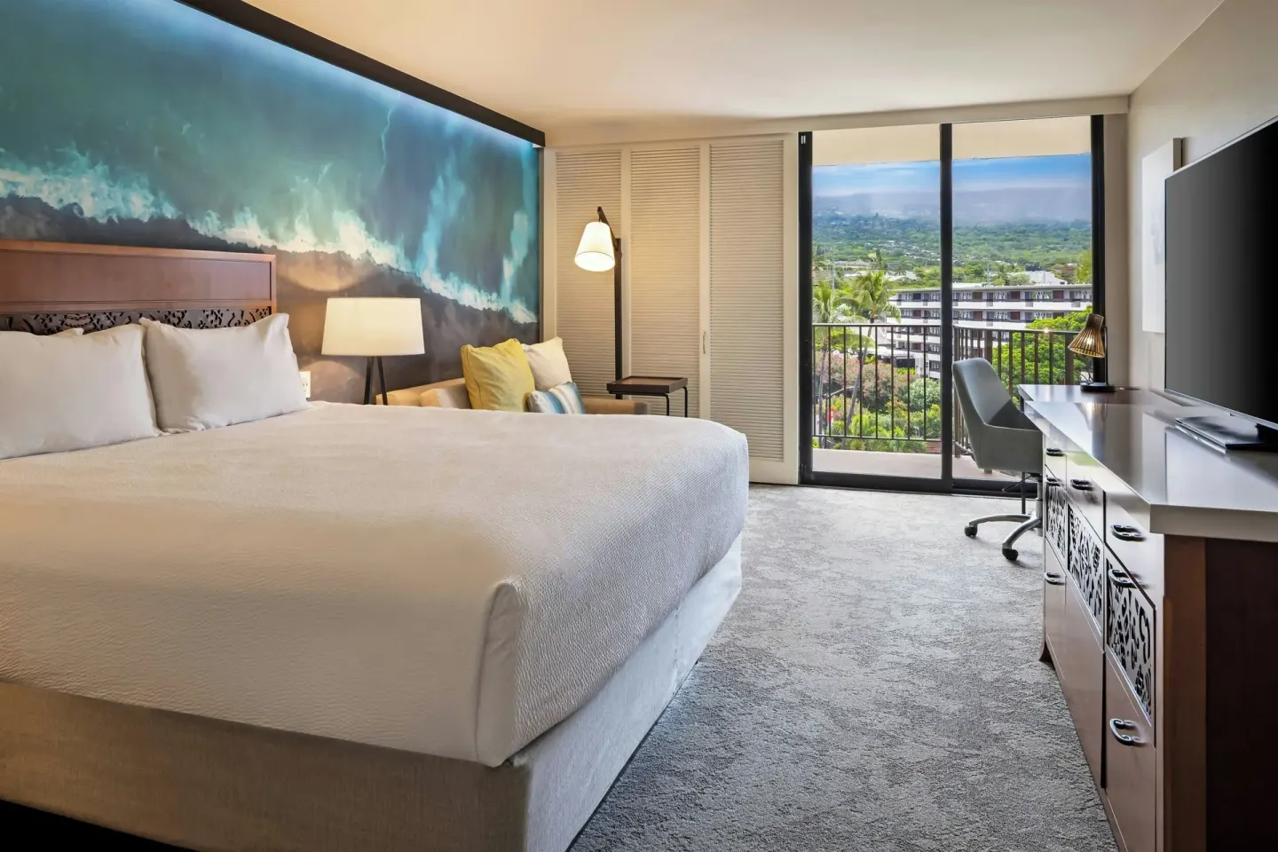 King room balcony with mountain view at Courtyard King Kamehameha's Kona Beach Hotel.