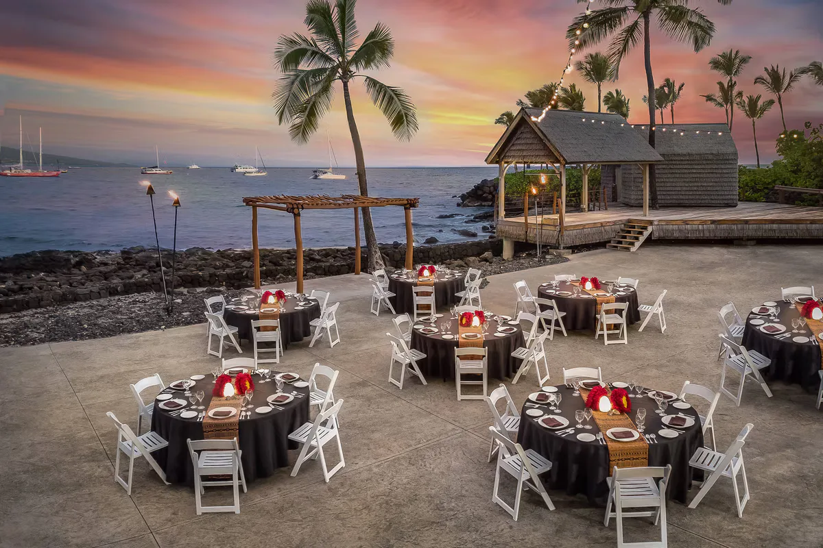 Honu's Lawn Venue at Courtyard King Kamehameha's Kona Beach Hotel